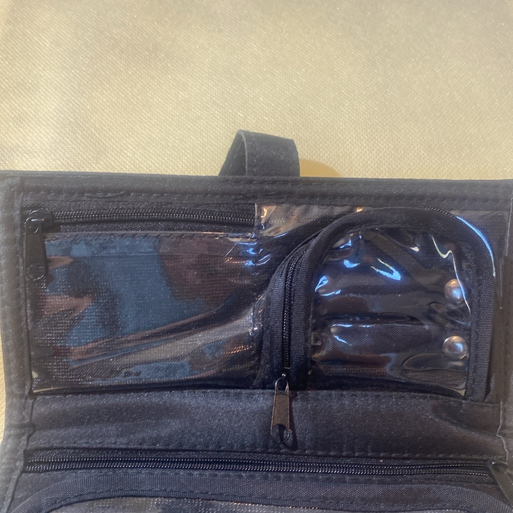 NWOT-Travel Jewelry Case-Polyester w/Rhinestones front, closes w/snap - Picture 5 of 15